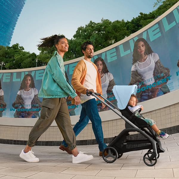 Bugaboo Dragonfly รถเข็นเด็กรุ่นดราก้อนไฟว์ พับได้ด้วยการเคลื่อนไหวเดียว