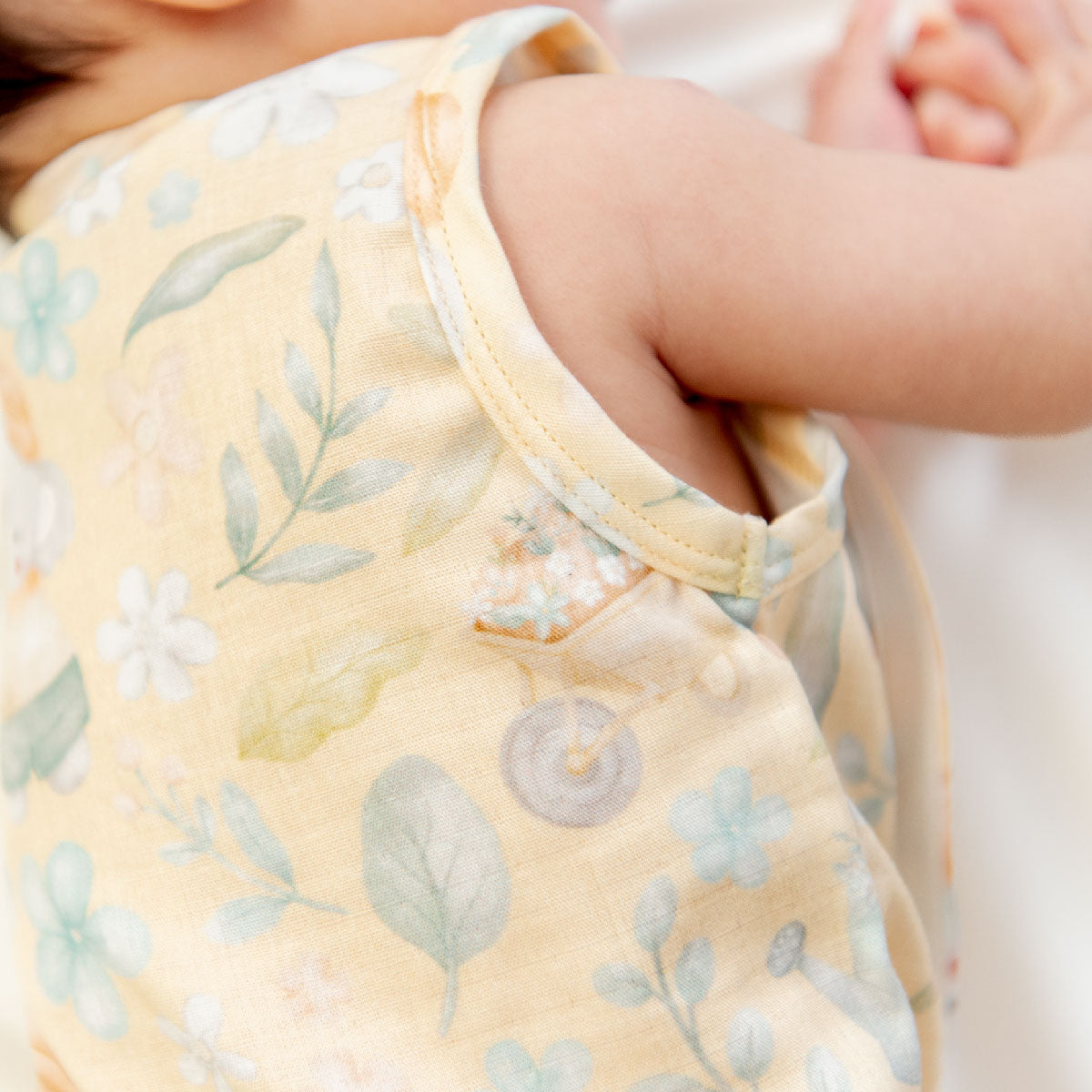 Granny Ben Tencel™ Snap and Sleep Bodysuit Floral Daydream Mood 3